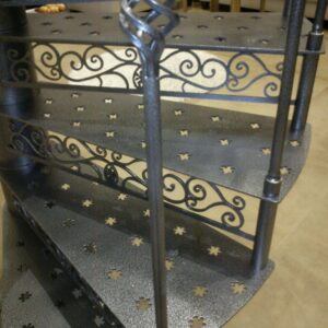 Elegantti Räätälöity Koristeellinen Metallinen Kierreportaikko